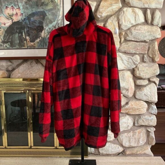 Unisex Buffalo plaid huggle one size fits most plush blanket hoodie - Picture 10 of 15